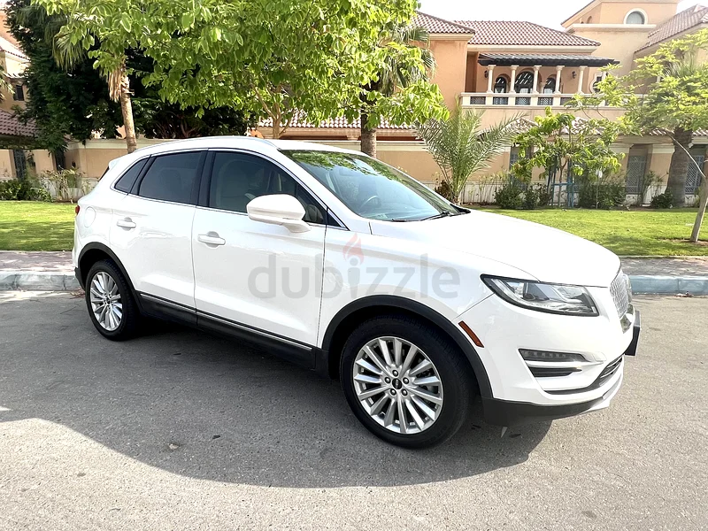 Lincoln MKC / Gulf Spec  
Lincoln MKC / GCC  
Model 2019 / Only 40,000 km63491307955329111