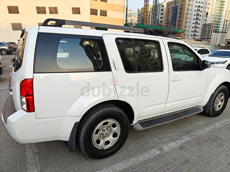 نيسان باثفايندر 201263399981729283112