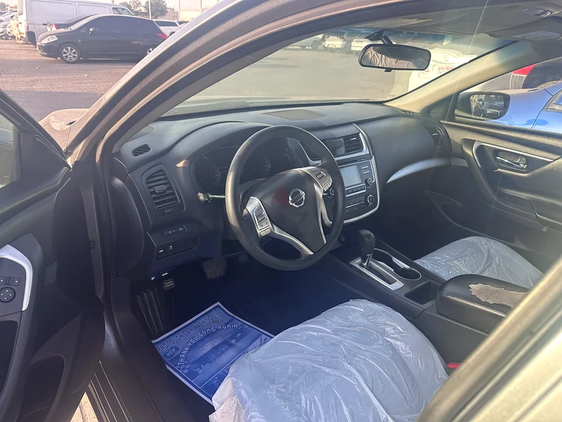 Nissan Altima 201763488014641794113