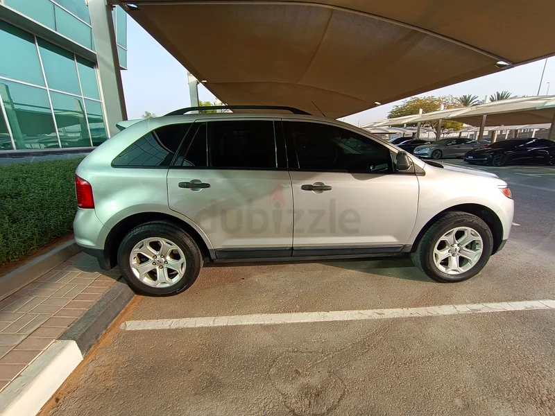 Ford Edge 3.5 SE AWD GCC specs with Full Al Tayer service history and Al Tayer service cont. 2027633998928623371111