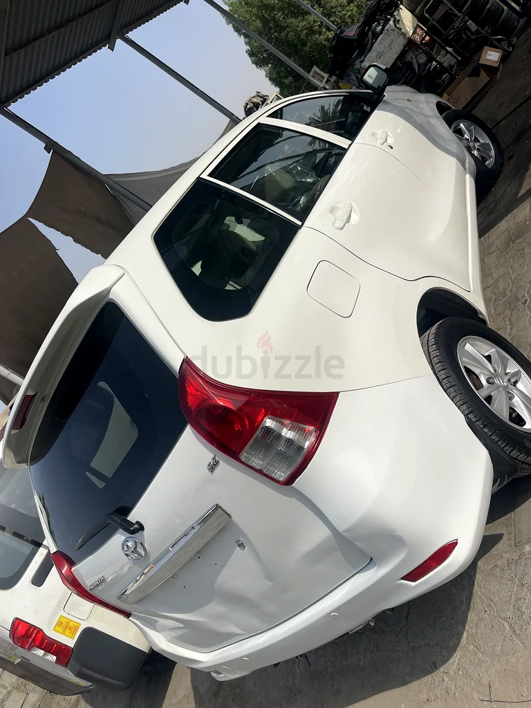 Toyota Avanza 2015 | GCC | Well Maintained63402408396034114