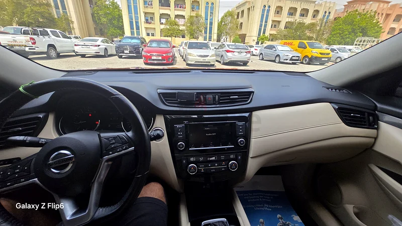 نيسان إكس تريل، خيار كامل، مواصفات دول مجلس التعاون الخليجي، سيارة مصنوعة في اليابان، صيانة جيدة.63399964112898111