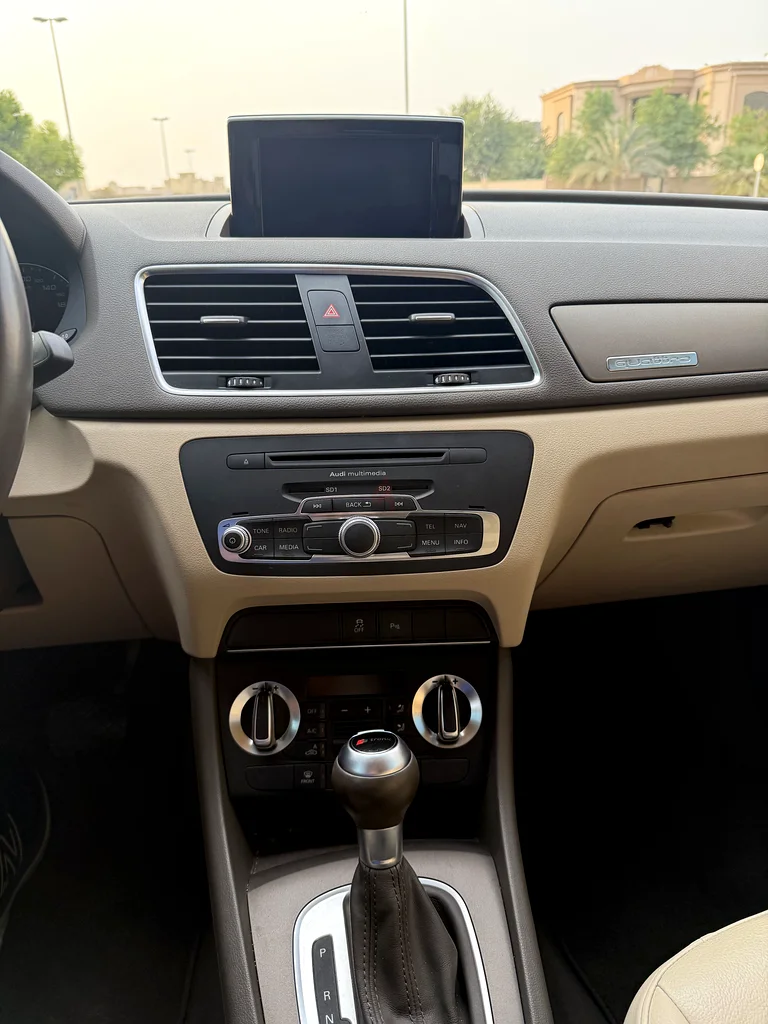Audi Q3 2015 35 TFSI Quattro - GCC - Excellent condition63398616027777114