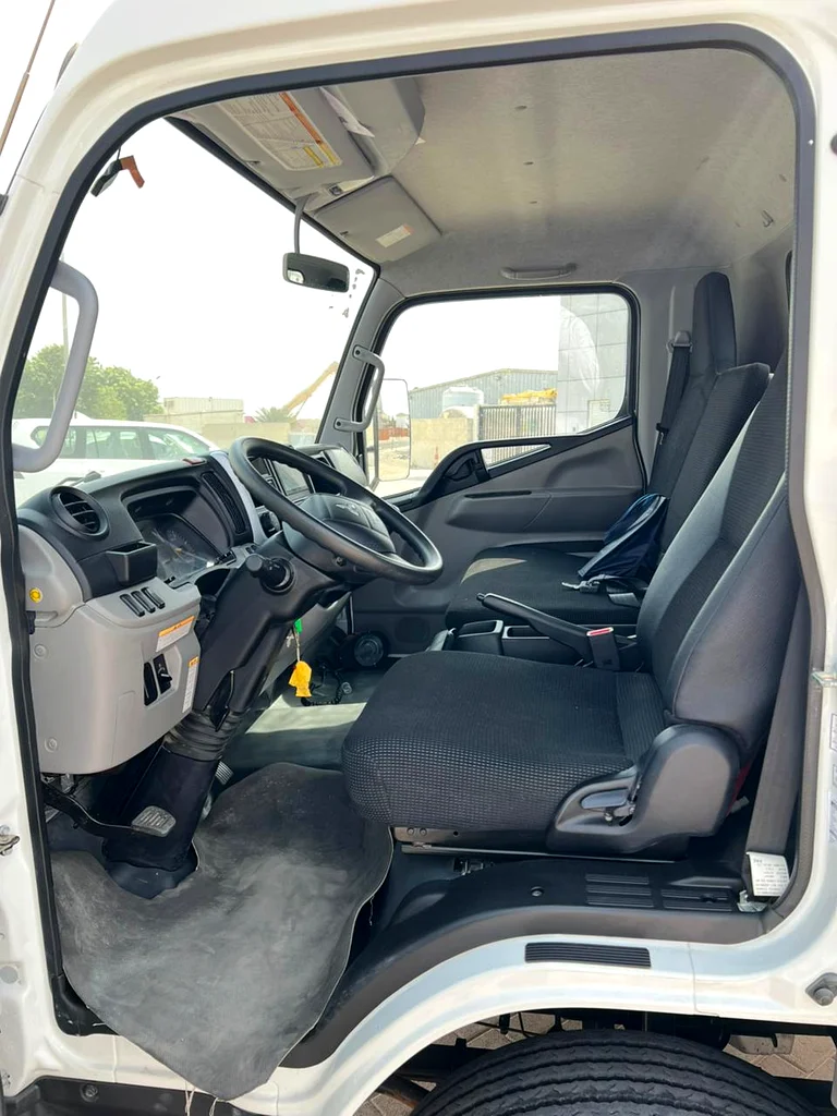-	 - ماتسوبيشي بيك أب 3 طن 2024  - Mitsubishi Pickup 3 tons 2024 pickup 3 Ton -  91000 درهم63398577505795114