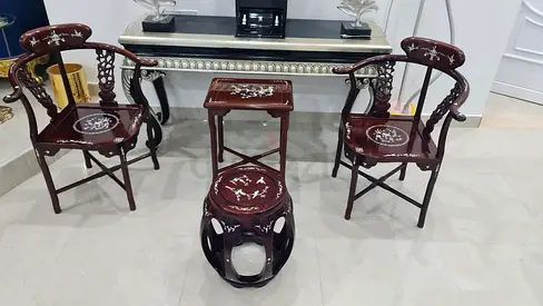 كرسي عدد 2 وطاولة عدد 2  صيني مطعم فاخر