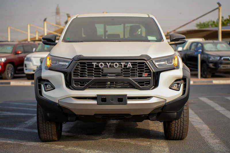TOYOTA HILUX GR SPORT 4.0 A/T PETROL MODEL GCC 2024634013139691531121