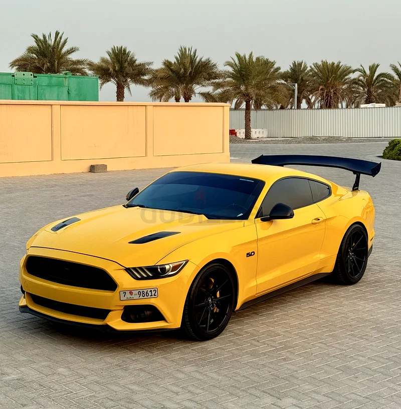 Unique Ford Mustang 5.0 V8, GCC Spec, Manual63399884061571115