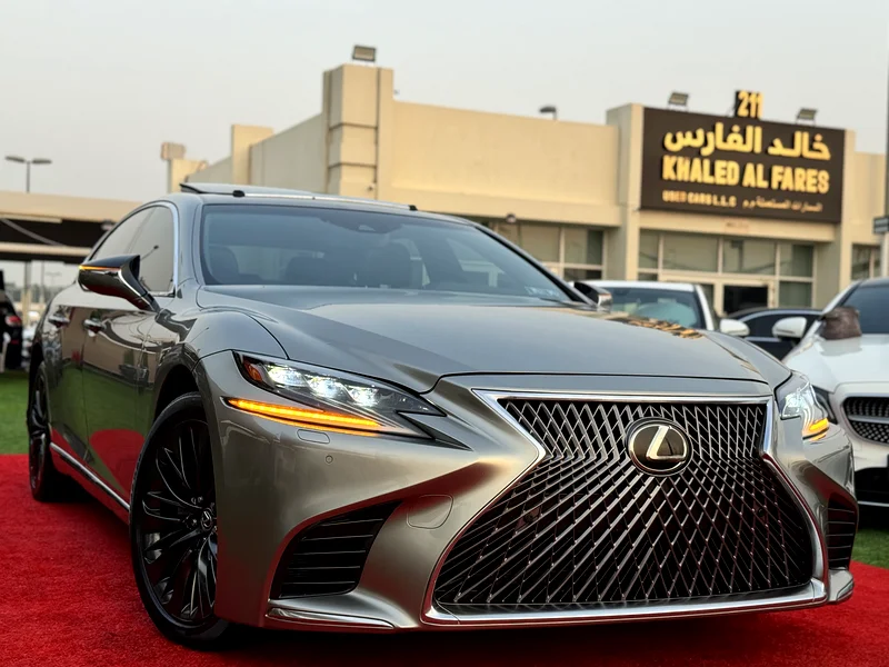 Lexus LS500 AWD in agency condition with an excellent offer price.63397395156610111