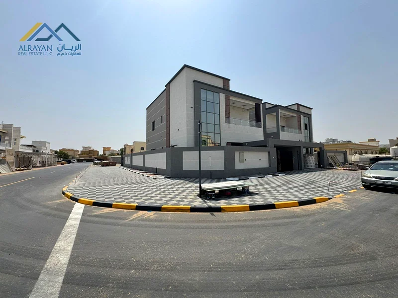 Luxury villa in Rawda 2 on Sheikh Ammar Street, directly from the owner and without a down payment63879018727171111