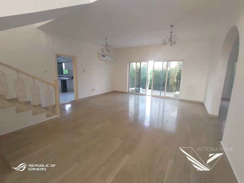 Swimming pool! Spacious 4-bedroom, two-story house with maid's room and kids' play area! Just 100k63405133105921113