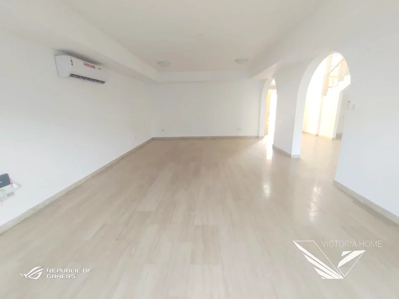 Swimming pool! Spacious 4-bedroom, two-story house with maid's room and kids' play area! Just 100k63405133105921112