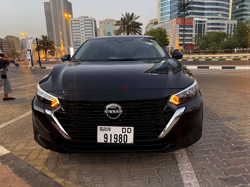 نيسان سنترا بقيادة أقل X-tronic63399981292163111