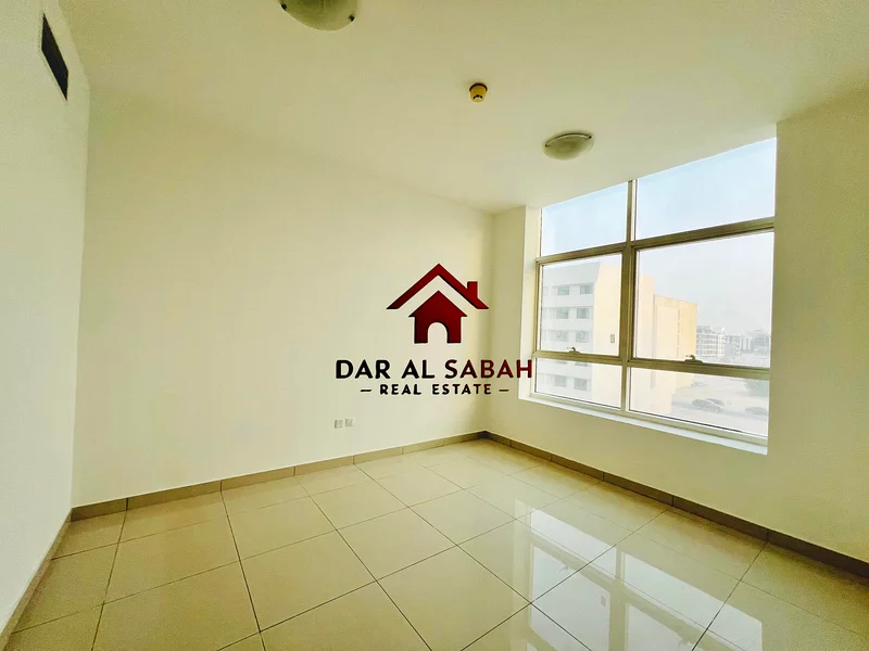 مقر العائلة | جاهز للانتقال | وصول سهل إلى دبي | مقابل Al Zahia!63706051777411113
