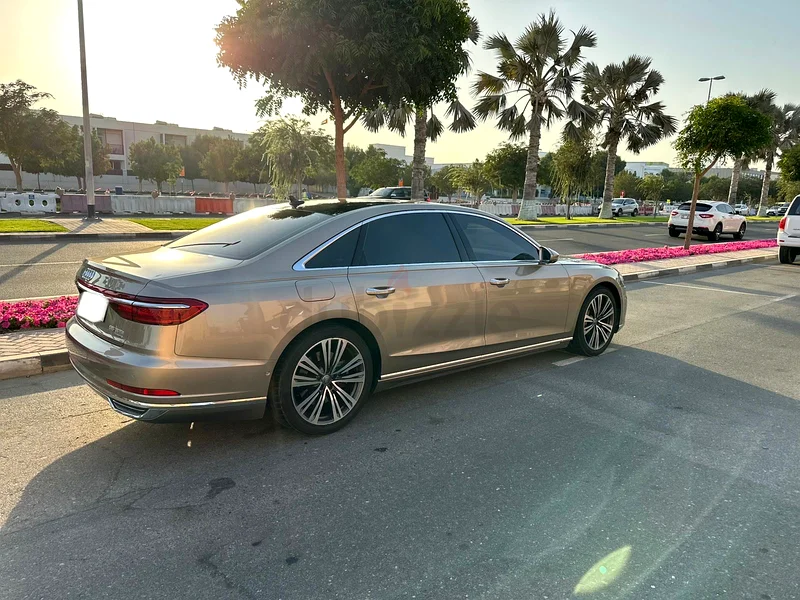 Audi A8 L 55 TFSI Quattro 201863406920847106111