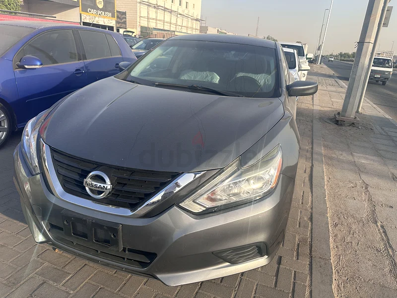 Nissan Altima 201763488014641794111