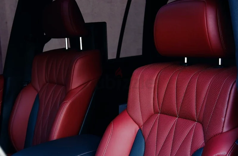 لكزس LX570 إصدار بلاك سيغناتشر، ضمان الوكالة وتاريخ الصيانة63398638436867112