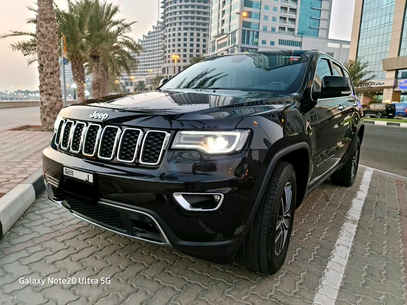 Jeep Grand Cherokee Ltd (Top trim) Agency maintained I Accident free63398606329731111