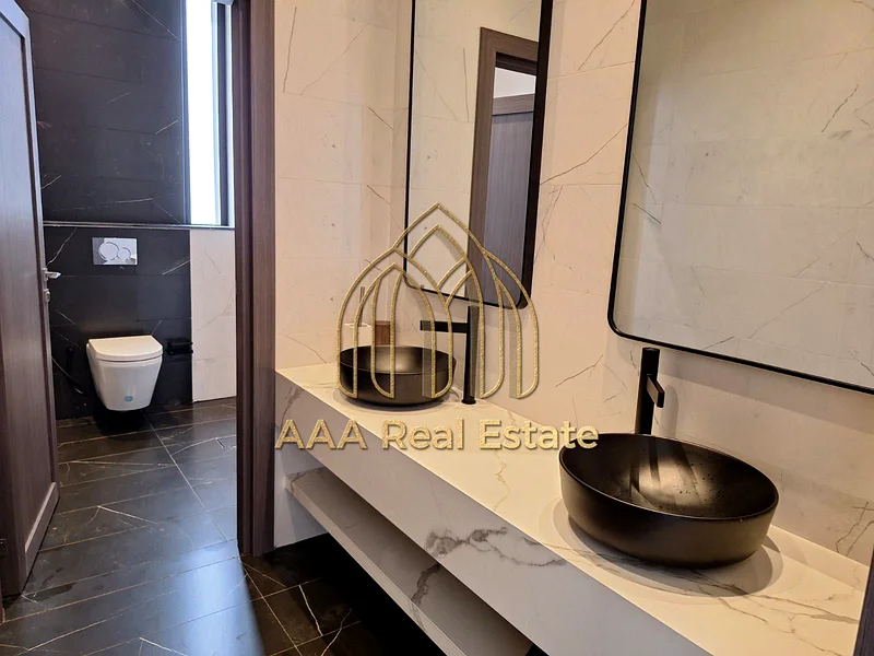 فيلا فاخرة | نمط عصري | تشطيب عالي الجودة63727388841986113