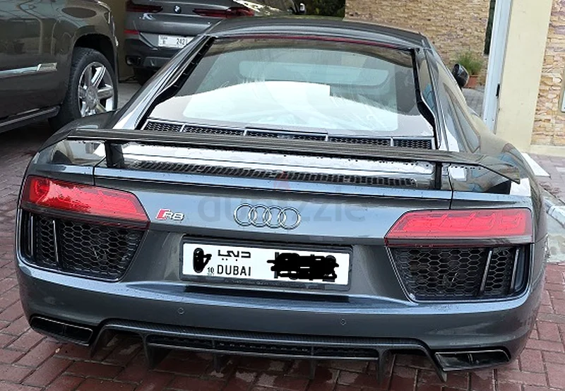 أودي R8 V10 بلس، خليجي، قيادة منخفضة63398608681089112
