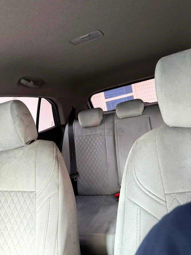 Hyundai Creta63406914986115112