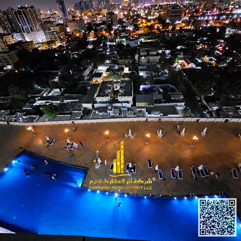 شقة فاخرة بغرفة نوم واحدة مع أثاث جديد وصالة ألعاب رياضية ومسبح للإيجار الشهري في عجمان - الكورنيش - أبراج الرسidence63853241193089112