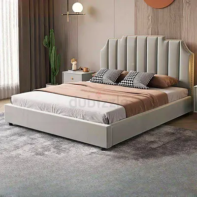 Solid Timber Pallet king size Bed Frame with Button-Tufted Headboard