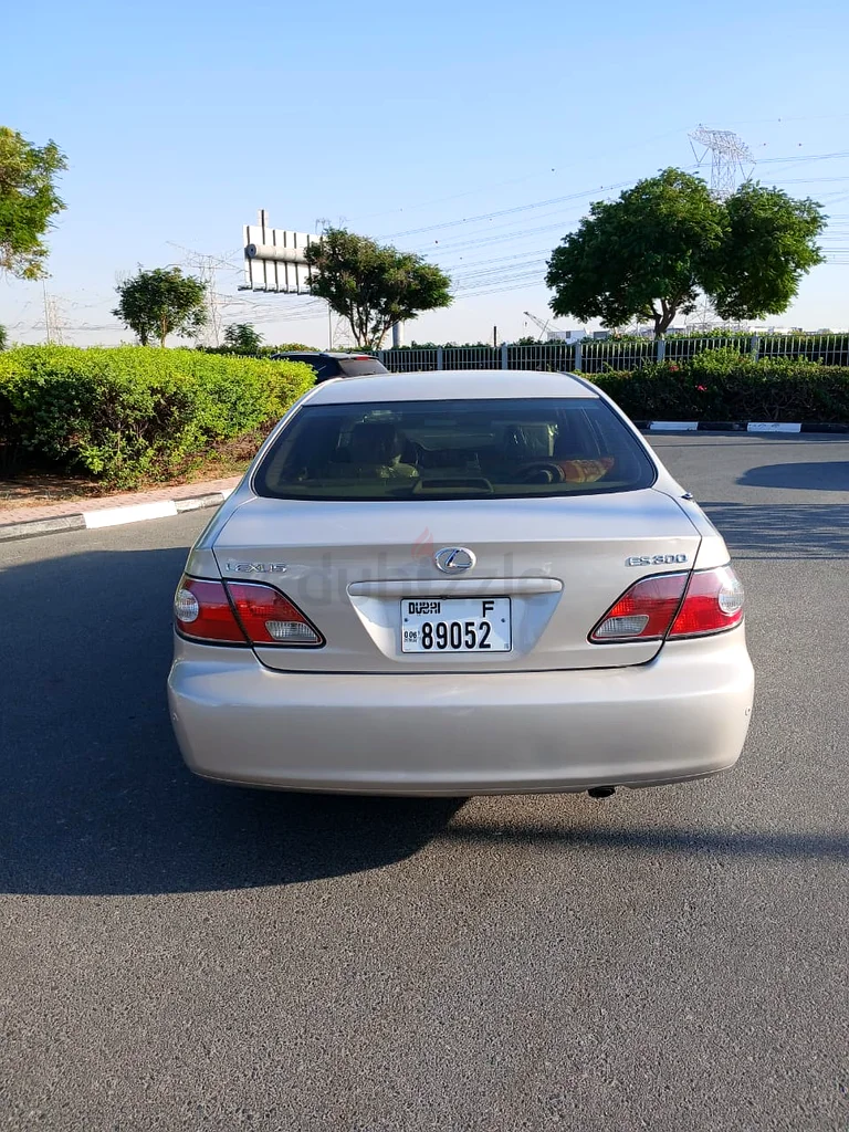 Lexus Es 300 Gcc Full Option Personal CAR63398645112962118