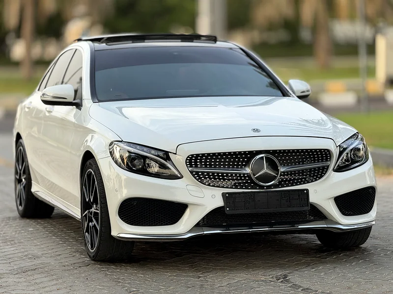 Mercedes-Benz C300 2018 imported, panoramic roof, full option, in excellent condition63402411088899112