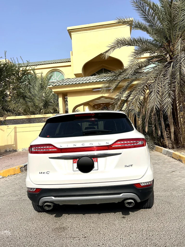 Lincoln MKC / Gulf Spec  
Lincoln MKC / GCC  
Model 2019 / Only 40,000 km63491307955329113