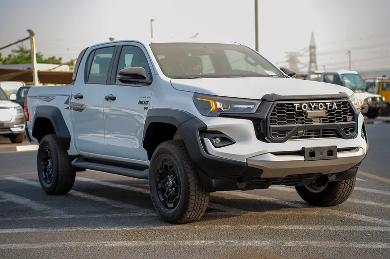 TOYOTA HILUX GR SPORT 4.0 A/T PETROL MODEL GCC 202463401313969153111