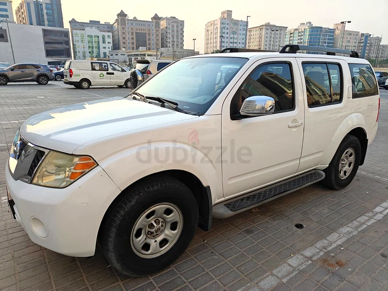 نيسان باثفايندر 201263399981729283113