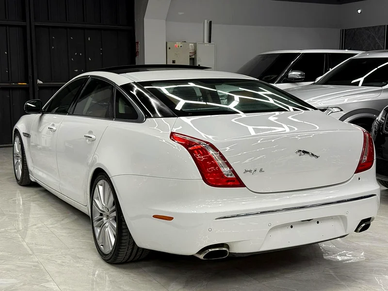 JAGUAR XJL LUXURY MODEL GCC SPEC63398481071747114