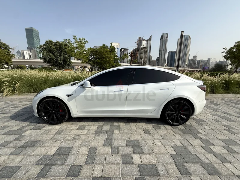 Tesla Model 3 Performance - GCC, Perfect condition, Battery on warranty63398505076483111