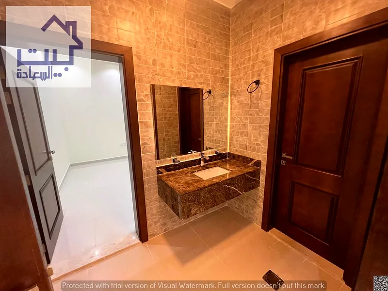 For sale, a villa in Al-Halawa 2 area, consisting of 4 master bedrooms, a hall, a sitting room, and a maid’s room. Freehold for all nationalities at a63908467485057114
