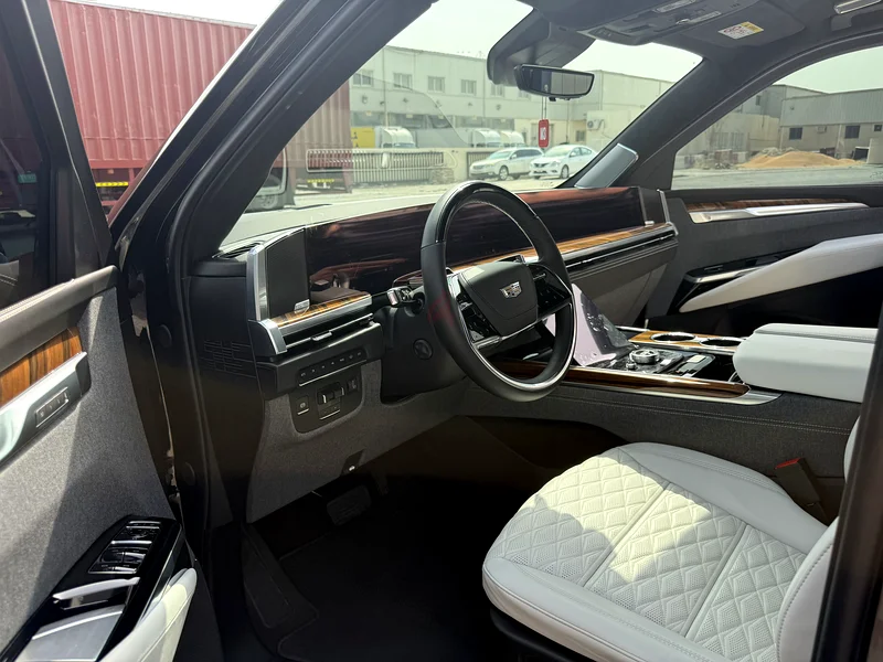 Cadillac Escalade Premium Platinum63398490055299113