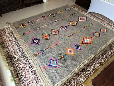 9x10 (274 x 305 cm) Authentic Morrocan Rug 100% Wool