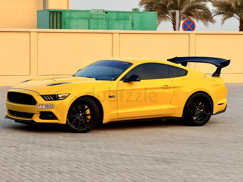 Unique Ford Mustang 5.0 V8, GCC Spec, Manual63399884061571112