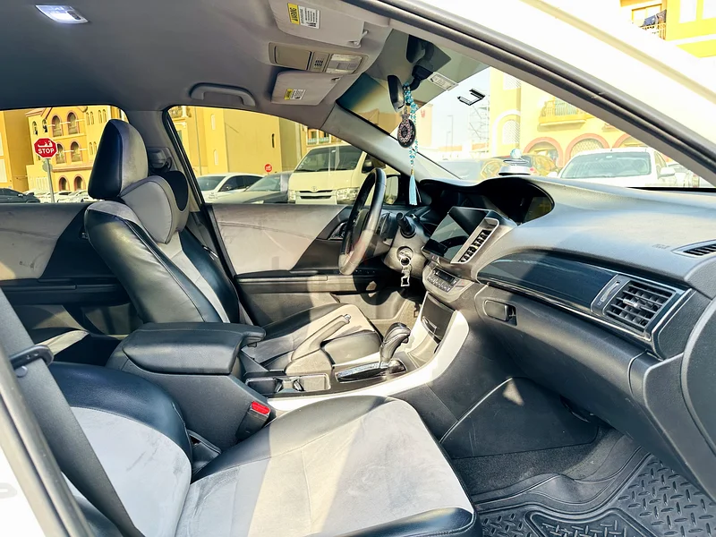 Honda Accord Sport 2014 | Fully Maintained63398543895171114