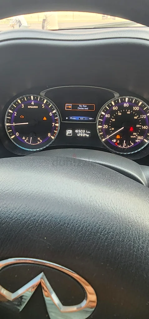 هذا بيع طارئ للسيارة63398552652034112