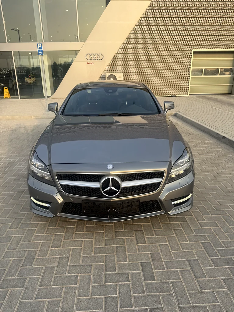 Mercedes CLS350 V6 GCC full option excellent condition63399927660547111