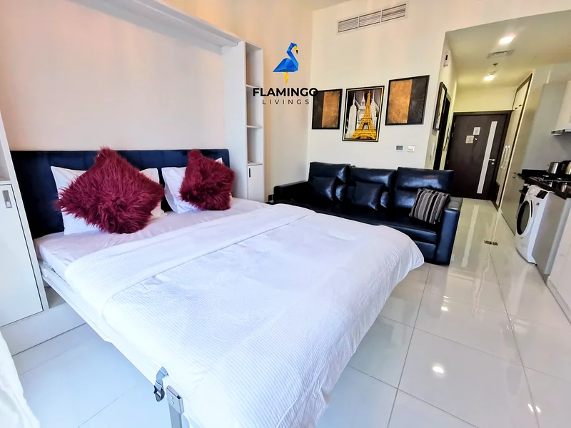 Chic Studio in Miraclz Tower, Smart, Stylish & Central63830030703745112
