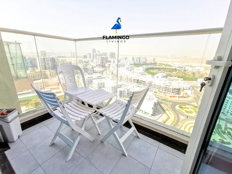 Chic Studio in Miraclz Tower, Smart, Stylish & Central63830030703745114