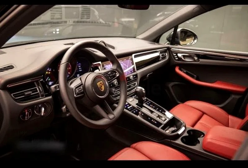 Macan S .. 1st owner with Al Naboodah warranty low mileage full option63398652975747111