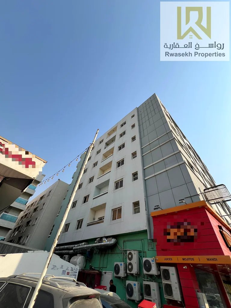 مبنى مكون من طابق أرضي و6 طوابق للبيع في منطقة الرشيدية، عجمان، مبنى تجاري على الطريق الرئيسي متاح للبيع في منطقة الرشيدية 2، عجمان، الإمارات العربية المتحدة.63885769434883111