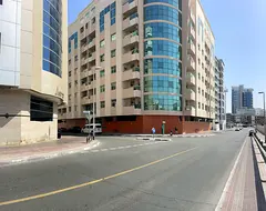 Executive Bed Space for Males | Rolla Street, Bur Dubai | Near to IMH | Drydocks | DMC | SHARAF DG