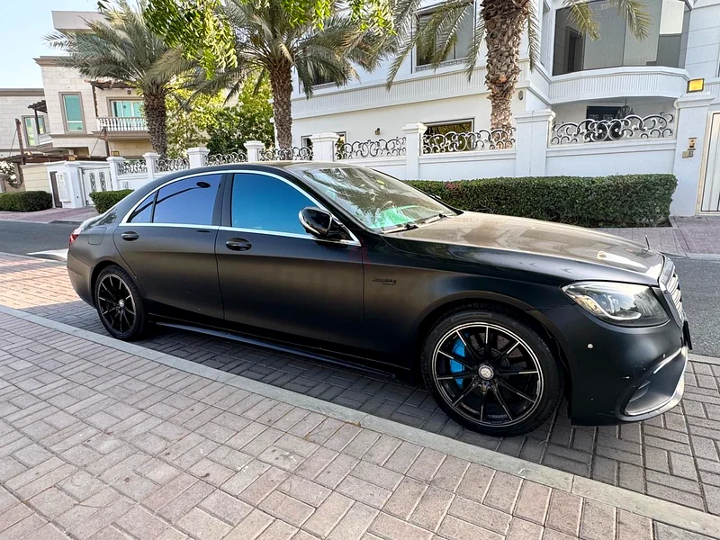 S-Class in Tiffany blue with Brabus interior63399932651779114