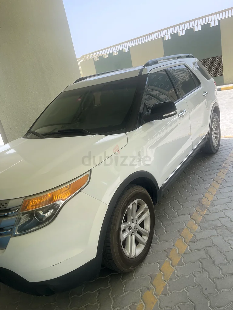 Ford Explorer XLT GCC , Agency maintained63399890371073114