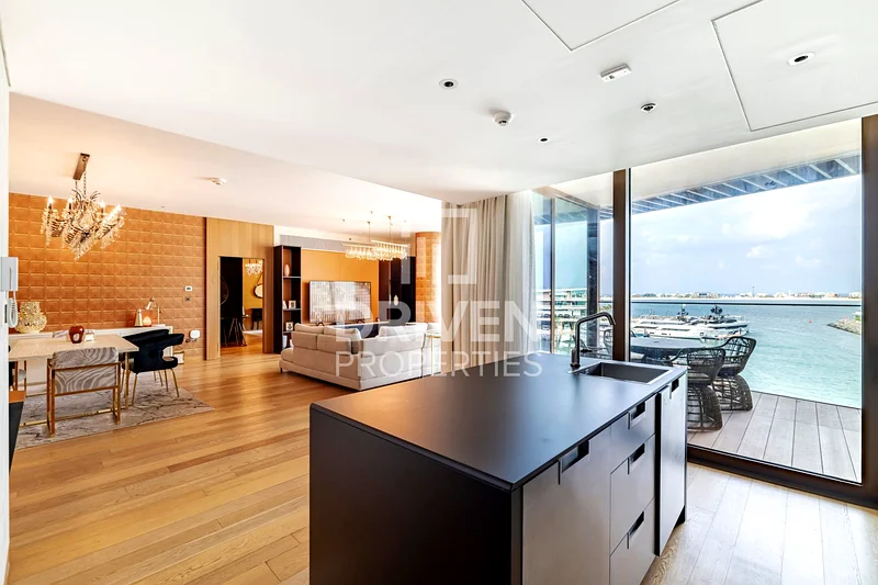 Luxurious Unit with Marina View | Partly Furnished63929344577793112