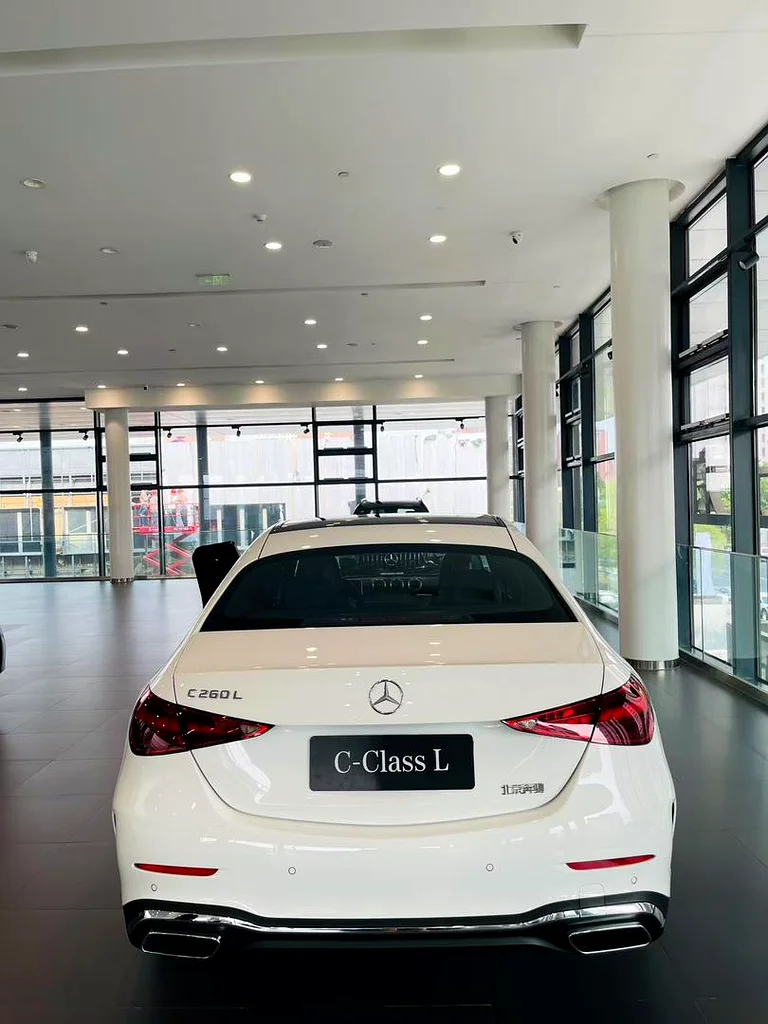 Mercedes-Benz C260L63399939499138113