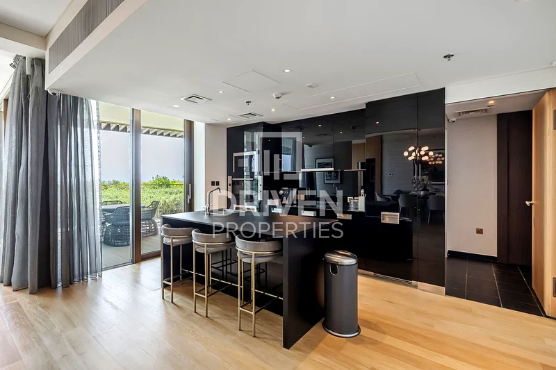 Furnished and Vacant Apt with Amazing Views63929456998017114